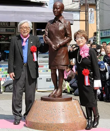 18年ぶりの兄妹゛再会゛倍賞千恵子、゛分身゛さくら像完成に感激「お兄ちゃん、もう寂しくないよ」 : 映画ニュース