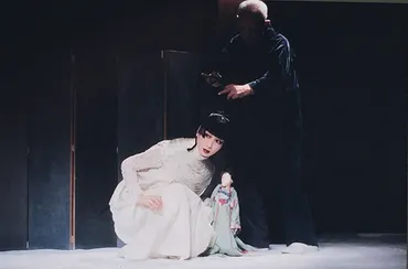 展覧会「山口小夜子 未来を着る人」東京都現代美術館で開催、アジア人初トップ・モデルの生涯を辿る