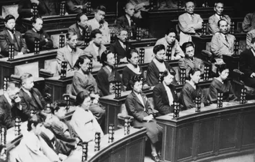 女性政治参加70年:DVDでよみがえる日本初の女性議員の肉声