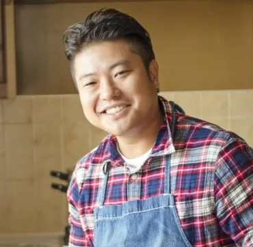 栗原心平、嫁みゆきや子供との仲は!?姉も料理研究家で築地の魚屋!