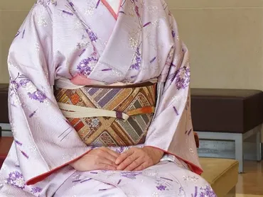 初心者必見】着物の基本である「染め」と「織り」の違いを徹底解説
