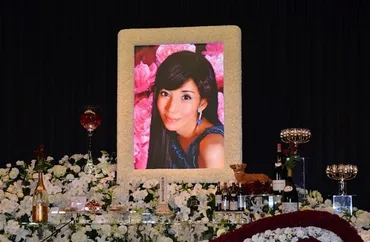 川島なお美さんの愛と軌跡：最期まで女優として生きた彼女の物語とは？川島なお美さんと鎧塚俊彦氏、夫婦愛と闘病の記録