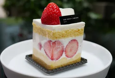 六本木デザートカフェ巡り！夜カフェ、ケーキ、アフタヌーンティー…どこに行く？六本木周辺のデザートカフェ、ケーキと焼き菓子、ライブデザートをご紹介