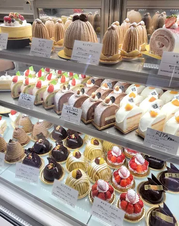 トシ・ヨロイヅカ アトリエ