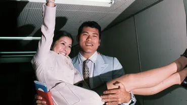 アントニオ猪木の実弟が明かす<倍賞美津子との1億円挙式>の裏側。「美津子さんは気さくな人だった。引っ込み思案な兄貴だが、この人ならと」 兄 私だけが知る アントニオ猪木