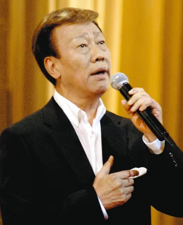 橋幸夫さん死去 82歳 「潮来笠」「いつでも夢を」:東京新聞デジタル