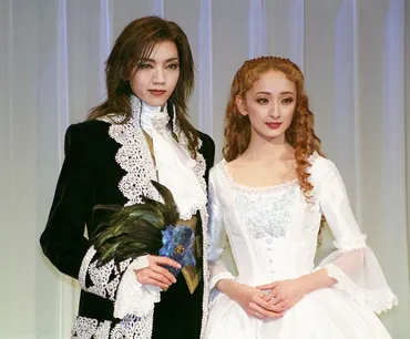 宝塚歌劇の魅力とは？～100年以上の歴史と、夢と感動を届ける舞台の秘密～？レビュー、男役、娘役、公演情報など宝塚歌劇の歴史と魅力に迫る！