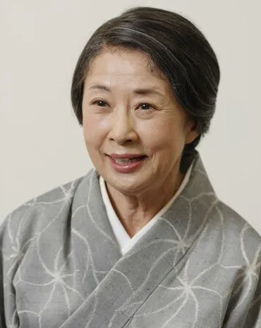 吉行和子さんの軌跡：女優、エッセイスト、そして友情。彼女の残したものとは？吉行和子さん、その輝かしいキャリアと友情の日々