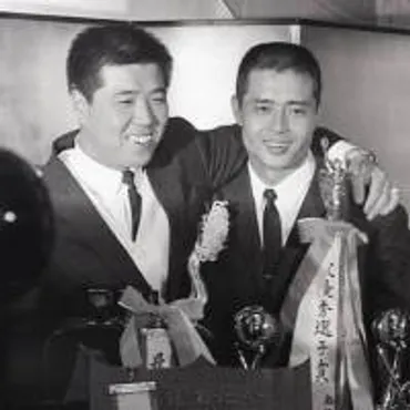 野村克也の軌跡：三冠王と家族、愛と別れ、野球人生を振り返る物語？ノムさんの野球人生と家族：正子夫人、沙知代夫人、4人の息子たちの物語