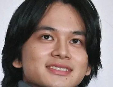 堀内孝雄「チンペイさんはずっと生きている」「寂しい」 谷村新司さん「送る会」に関係者600人参列:中日スポーツ・東京中日スポーツ