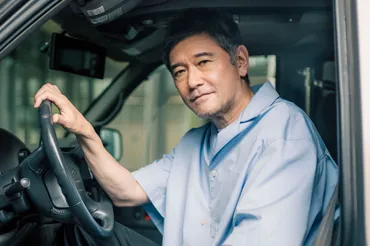 杉本哲太の愛車遍歴！チェイサーからポルシェまで、車好き俳優の車選びとは？俳優・杉本哲太が語る、愛車遍歴と車へのこだわり