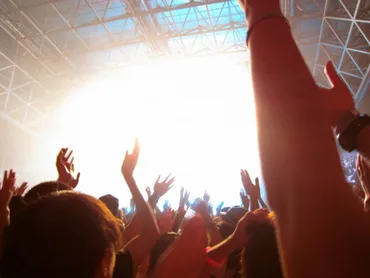 世間を騒がせたライブにまつわる数々のエピソード 沢田研二騒動を機に振り返る