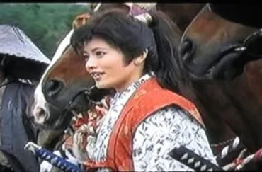 70年代映画と芸術に見る多様な表現：女剣士、虚無感、そして藤田嗣治の世界？70年代映画、女剣士、藤田嗣治の芸術