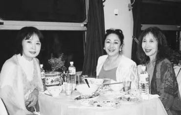 冨士眞奈美、吉行和子、岸田今日子　『3人娘』の友情は永遠？　その秘密を探る旅女優たちの友情物語：冨士眞奈美、吉行和子、岸田今日子の絆