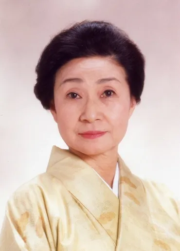 山岡久乃（1926～1999） : 著名人の墓巡り～昭和の偉人と出会う旅～