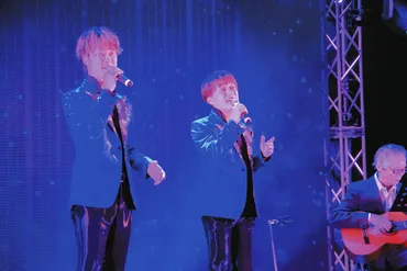 歌謡デュオ「はやぶさ」、大御所とムードたっぷりなライブでステージング：中日スポーツ・東京中日スポーツ