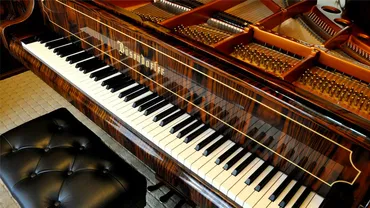 ショパン国際ピアノコンクール、ピアノメーカーの熱き戦いとは？ショパンコンクールでのピアノ選び：歴史、メーカー、そして未来