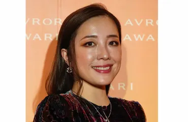 川島なお美さん死去 2014年に胆管がん手術、54歳 