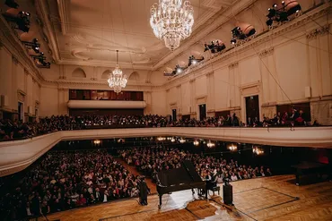 第19回ショパン国際ピアノコンクール2025、予選の激戦を振り返る！日本人ピアニストの挑戦と未来への展望？ショパン国際ピアノコンクール2025：第2次予選の結果と、日本人ピアニストの活躍。