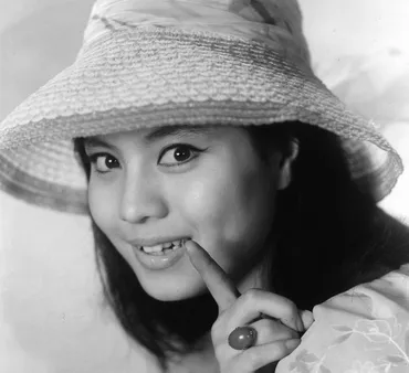 昭和３９年、純愛ドラマの先駆けとなった東芝日曜劇場「愛と死をみつめて」のミコ役で、一躍ブラウン管のトップ・スターになった石井ふく子プロデューサーの秘蔵っ子  大空眞弓（女優） 