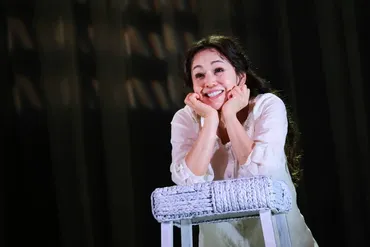 深くて、謎があって、哀しくて、美しい…大竹しのぶ「ヴィクトリア」幕開け（舞台写真 / コメントあり） 