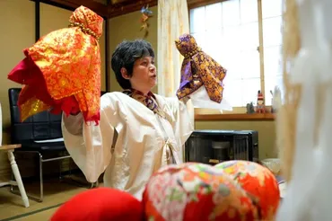 イタコが続けるオシラサマ〝アソバセ〟 口寄せで聞いた妻の呼びかけ