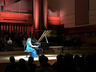 INTERVIEW 桑原志織（ピアノ） エリザベートでの体験を経て、ショパンコンクールへ – ぶらあぼONLINE 