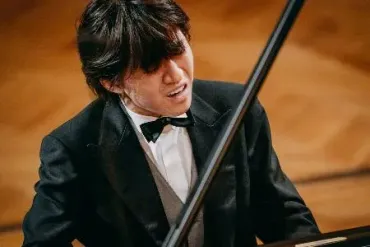 日本人ピアニスト2人が本選へ ショパン・コンクール：北海道新聞デジタル