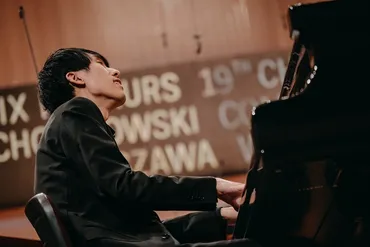 エリック・ルー、ショパンを奏でる：コンクール優勝から今後の活躍まで？ショパン国際ピアノコンクール優勝者エリック・ルー、今後の活動と魅力に迫る