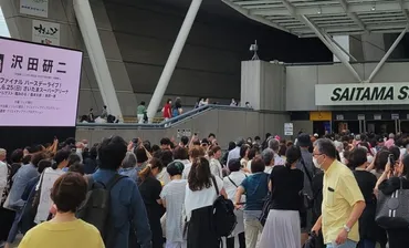 ジュリー゛沢田研二75歳はやはり別格 たまアリ完売ライブで19000人を魅了した熱い歌声と演出 