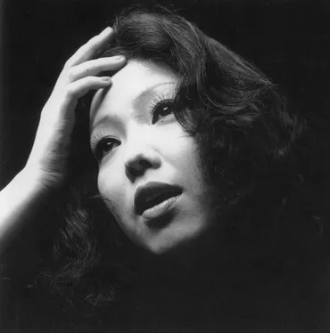 太地喜和子（1943～1992） : 著名人の墓巡り～昭和の偉人と出会う旅～