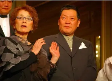 小六禮次郎の前妻(音楽関係者?)と離婚の理由は？再婚までの経緯を調査