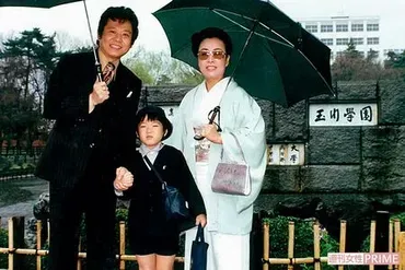加藤和也と美空ひばり：歌姫の遺志を継ぐ実業家の軌跡とは？加藤和也の半生：美空ひばりの息子として、実業家として