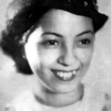 小桜葉子 — The Movie Database (TMDB)