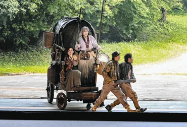 92歳仲代さん 反戦込め渾身の舞台 「肝っ玉おっ母と子供たち」無名塾公演 きょう千秋楽:北陸中日新聞Web