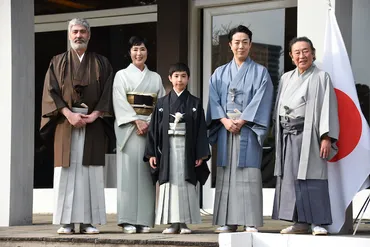 尾上菊五郎の孫で、寺島しのぶの長男・寺嶋眞秀が初代尾上眞秀を ...