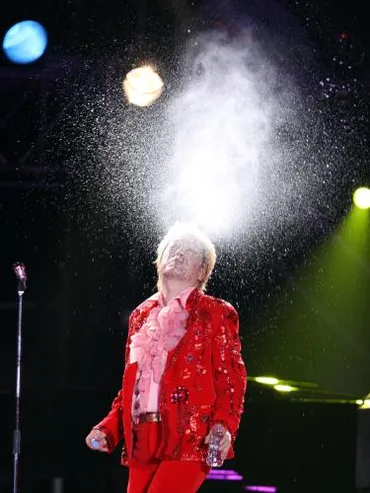 ジュリーが泣いた！４１年で初ドーム８０曲 