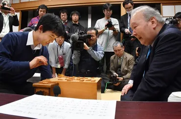 史上最長の現役 記録多数の「1分将棋の神様」 加藤一二三さん死去 