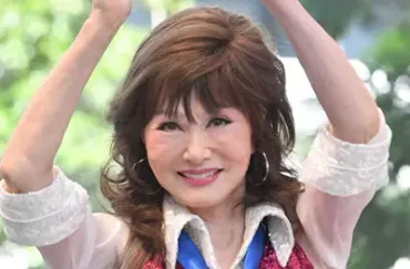 現在】山本リンダの今の顔画像はコチラ!年齢は歳も仕事はバリバリ活躍中!写真–