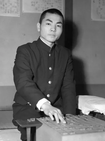 将棋界のレジェンド加藤一二三九段、86歳で逝去。その功績と「ひふみん」の愛称の秘密とは？加藤一二三九段、将棋界に残した偉大な足跡と、愛される人柄。