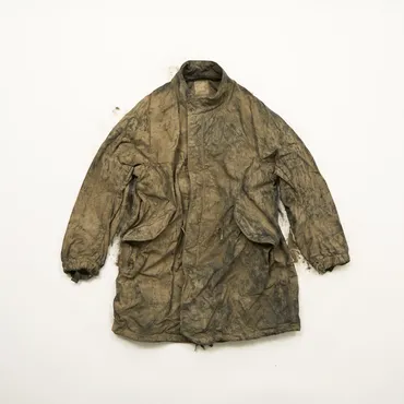 ビズビム゛奄美大島の伝統染色・泥染め゛ミリタリージャケット&スニーカー、伊勢丹新宿店 メンズ館で