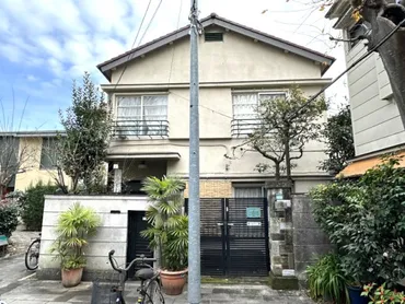 手塚治虫が愛した街、池袋・雑司が谷散策！漫画家ゆかりの地を巡る旅とは？手塚治虫と漫画家たちが歩いた池袋・雑司が谷